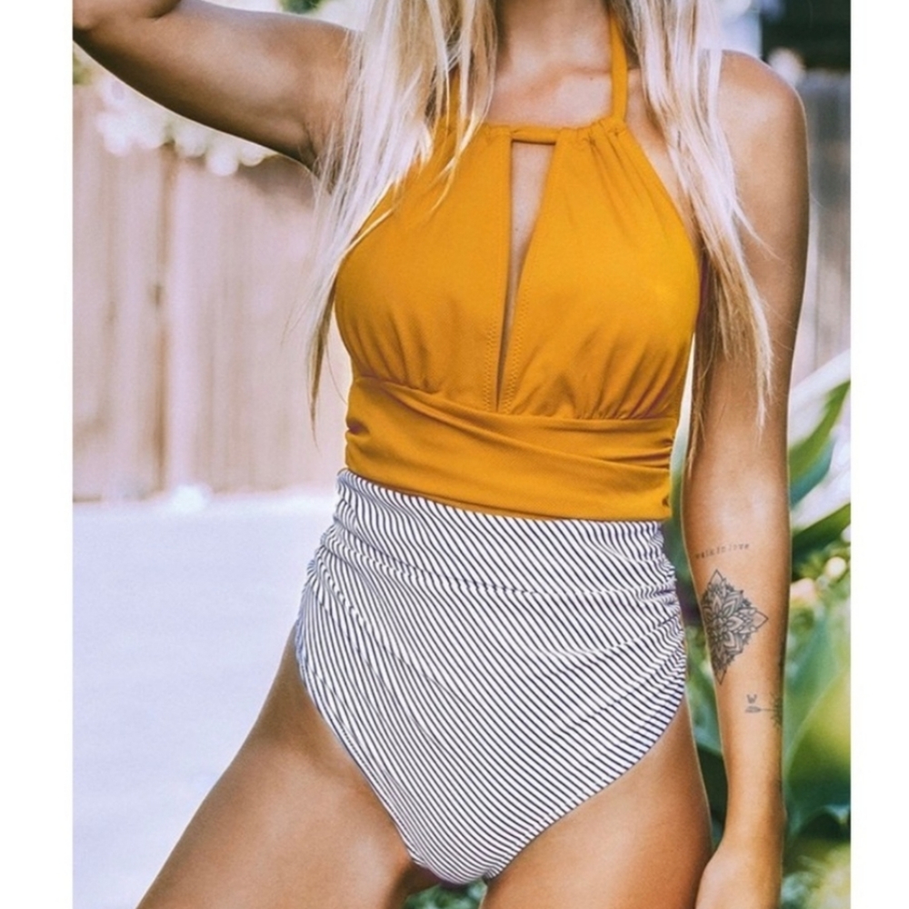 Cupshe Textured And Striped Halter One-Piece